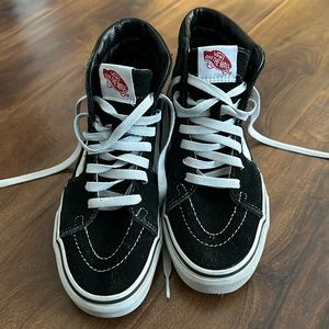 Vans Sk8-Hi tops Black suede men’s 5.5 women’s 7.0